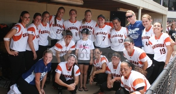07/18/2010 - Jennie Finch - 2010 National Pro Fastpitch Women's Softball - Chicago Bandits at Tennessee Diamonds - July 18, 2010 - Draper Stadium  - Nashville, TN, USA - Keywords: SOFTBALL, USA OLYMPICS, BLONDE HAIR, BROWN HAIR, COUNTRY MUSIC Orientation: Landscape -  - Photo Credit: Daniel bingamon / PR Photos - Contact (1-866-551-7827) - Landscape